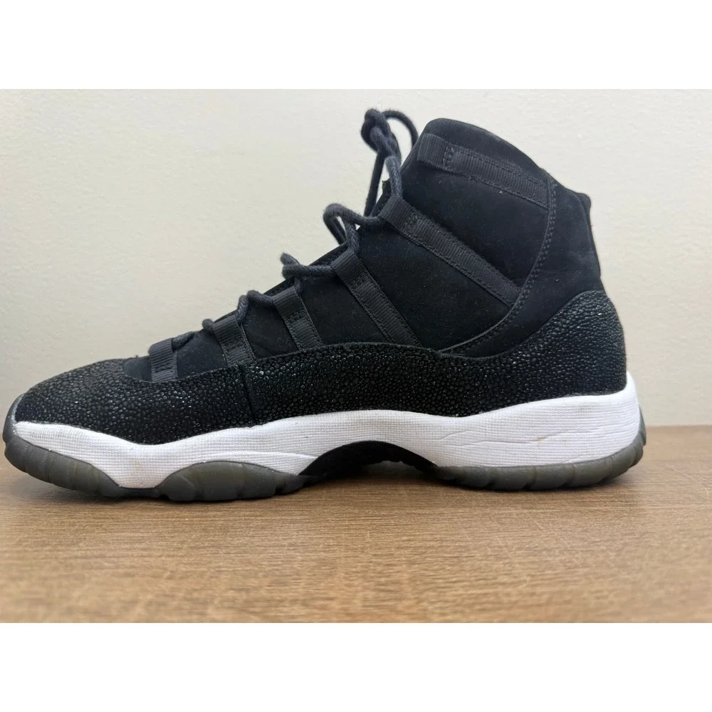 Jordan 11 Retro Heiress Stingray Womens 11 Black Good 852625-030 Sneakers